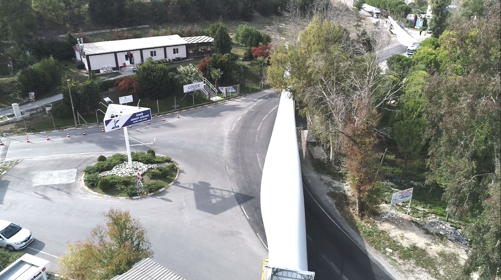 İZBAŞ'ın Yol Sorunu Acil Çözüm Bekliyor