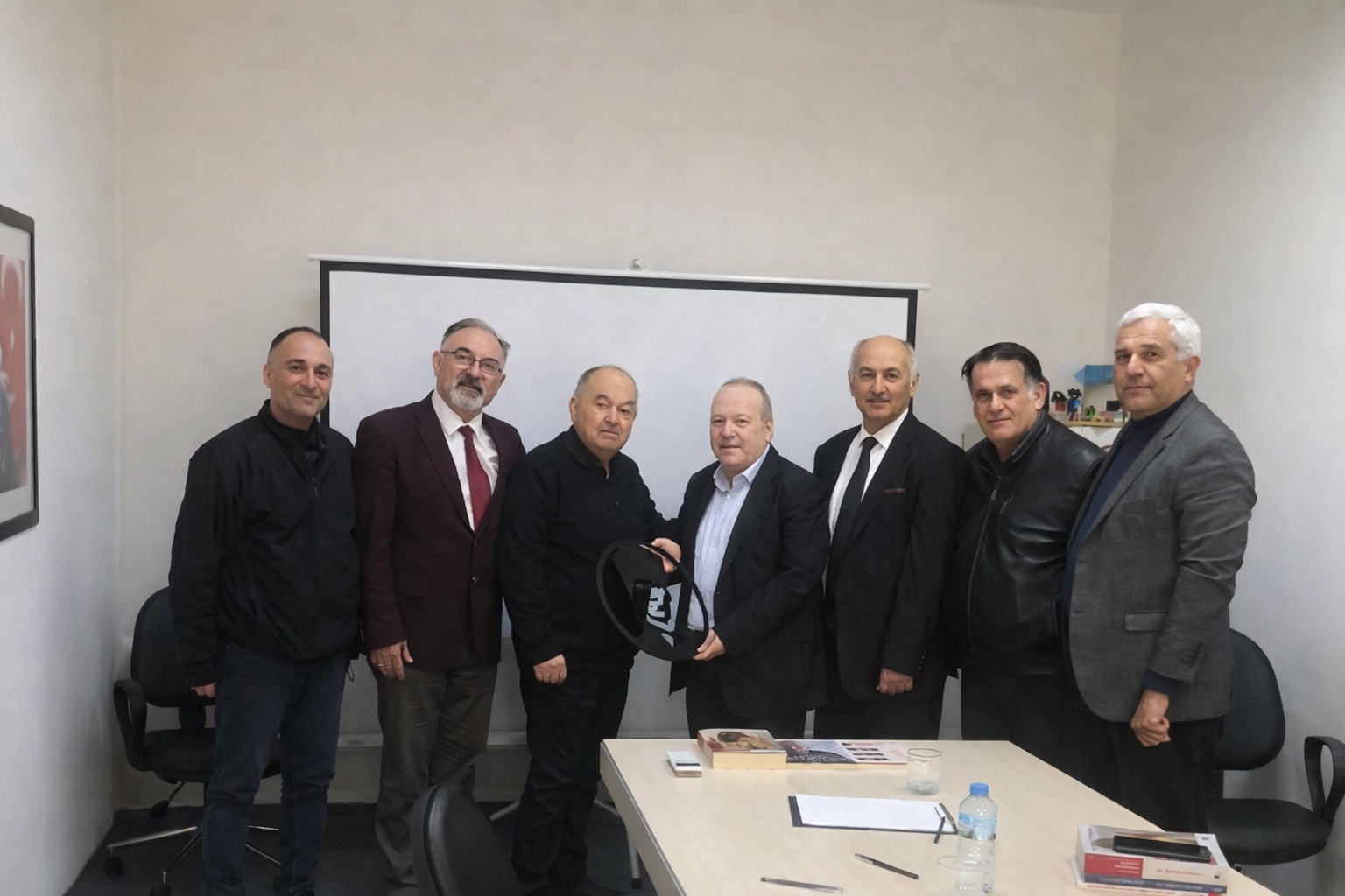 İzmir İçin Sert Tablo: Trafik Kilit, Körfez Alarmda, Su Denize Akıyor